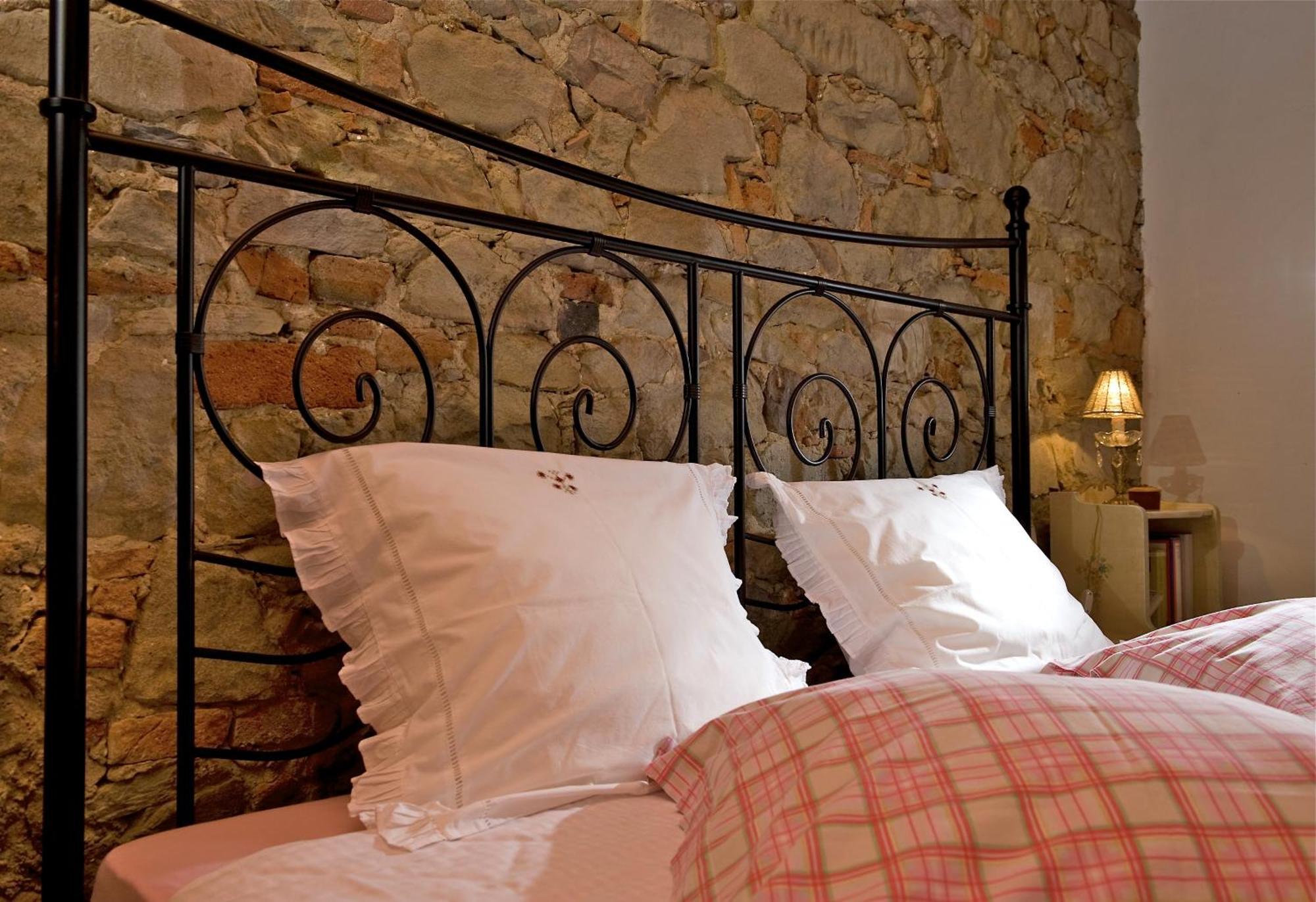Ventena Vecchia Antico Frantoio モンテヴァルキ 部屋 写真